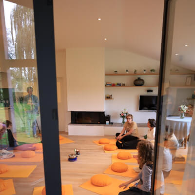 Workshop-reeks "Inzicht en stressreductie" met Personal Energy Management, Restorative Yoga en Mindfulness Workshop-reeks "Inzicht en stressreductie" met Personal Energy Management, Restorative Yoga en Mindfulness