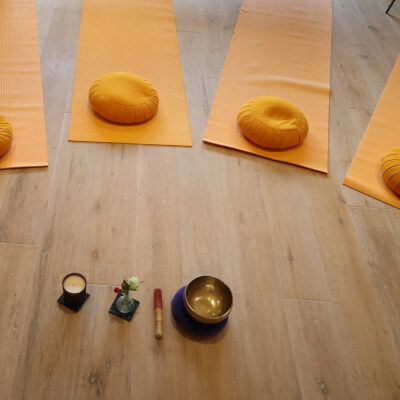 Workshop-reeks "Inzicht en stressreductie" met Personal Energy Management, Restorative Yoga en Mindfulness Workshop-reeks "Inzicht en stressreductie" met Personal Energy Management, Restorative Yoga en Mindfulness