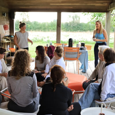 Workshop-reeks "Inzicht en stressreductie" met Personal Energy Management, Restorative Yoga en Mindfulness Workshop-reeks "Inzicht en stressreductie" met Personal Energy Management, Restorative Yoga en Mindfulness