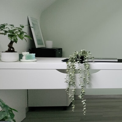 Van Caenegem, Elisa Elisa Van Caenegem