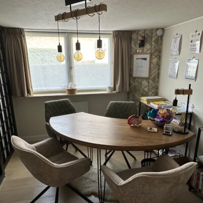 Breens, Caroline Caroline Breens