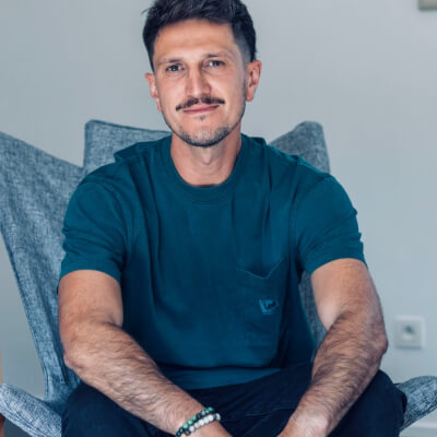 Tomeci, Ervin Ervin Tomeci